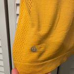 Lululemon  Train To Be Short Sleeve Shirt Mango Dream Size 4 Photo 4