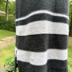 Neiman Marcus  Cashmere Collection Sequin Turtleneck Vest M Gray Beaded Sweater Photo 1