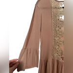 POL  Tan Backless Tiered Mini Dress with 3/4 Sleeves‎ Photo 4