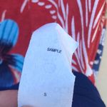 Freeloader Womens size small relaxed fit Floral Short Sleeve Red blue casual tee Photo 6