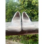 Bzees  Fusion Washable Slip On stretchy boat Shoes Beige/Silver Sz 9.5 Photo 7