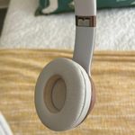 Beats Rose Gold Wireless Headphones Photo 4