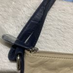 Stone Mountain Women's Crossbody Handbag New Photo 3