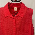 Faded Glory ❤️❤️❤️free w/purchase❤️❤️❤️Sleeveless Red Button-Up Top Photo 2