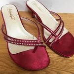 Michaelangelo  6.5 red strappy rhinestone sandals Photo 10