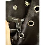 Romeo + Juliet Couture NWT Romeo and Juliet, black grommet top Photo 3