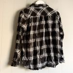 Well Worn  Ladies' Flannel Button-Up Shirt Black Plaid
Size Medium Photo 2