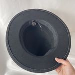 Western cowboy hat with sliver band Photo 1