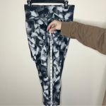 Lululemon Speed Up Crop 24" Size 10 Blush Blossom Alpine White Black 7/8 legging Photo 1