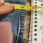 KanCan Medium Wash Cropped Jeans Blue Size 30 Photo 5