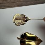 Trifari / Sarah Coventry Leaf Gold Tone Brooch / Lapel Stick Pin Lot Of 2 Leaves Photo 10