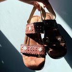White Mountain Vintage Y2K heeled Brown leather sandals with a boho touch embroidered floral design 🔥 Photo 1
