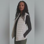7 Diamonds Womens Andes Front Zipper Puffer Vest in Color Pearl Sz Small White Photo 8