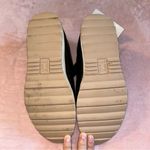 Naturalizers black low breakaway front zip water resistant sneakers size 9.5 Photo 7