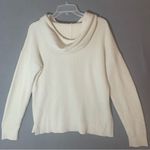Gap  Off-White Textured Knit Hoodie Sweater Ladies Size Medium Photo 3