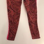 Aerie  AMERICAN EAGLE Chill Play Move Leggings Coral Burgundy Red Paisley Cropped Photo 8