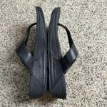 FitFlop Lulu Leather Flip Flop Size 10 Black Toe Post Thong Sandals Photo 5