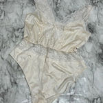 Playtex  Limited Vintage White Cream Lace Detail Bodysuit snap crotch medium 90s Photo 0