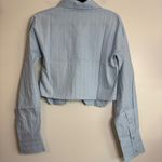Pretty Little Thing  Blue Poplin Pinstripe Pocket Detail Cropped Shirt Photo 5
