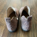 Universal Threads Universal thread leopard print ankle boots Photo 4