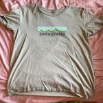 Patagonia gray tee Photo 0