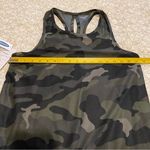 Old Navy NWT  Active Women’s Green Camouflage Tank Top Size Medium Photo 5