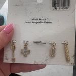 Dry Goods Necklace Charms Photo 1