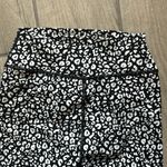 White Fox Boutique White Fox active white leopard leggings Photo 2