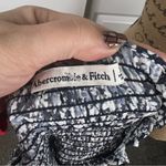 Abercrombie & Fitch Sz XL Abercrombie $65 Navy Floral Smock Wrap Shirt Photo 5