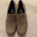 Donald J Pliner Women Shoes size 8N wedges 3” excellent condition Photo 10