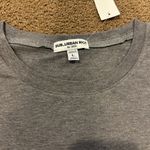 SUB_URBAN RIOT  Women’s Grey Pocket T-Shirt with Embroidered Red Heart Photo 2