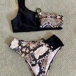 SheIn Snakeskin Cut-out One Shoulder Bikini Swimsuit - Brand new, never worn! 🖤🤍 Photo 5