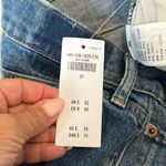 Abercrombie & Fitch  Curve Love The 4” Mom Short High Rise Photo 9