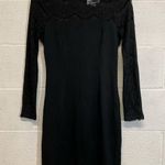 Jessica Simpson :Black  lace dress Photo 1