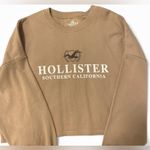 Hollister California Graphic Logo Applique
Embroidered crop crew Sweatshirt M Photo 3