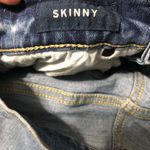 Aeropostale ‎ women’s skinny jean 27 x 30. Medium wash Photo 12