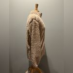 The Southern Shirt Company The Southern Shirt Sherpa 1/4 zip pullover. Size Medium Photo 1