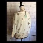 About A Girl 3/24   Cross Top L Photo 5