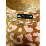 ZARA   PRINT T-SHIRT ROUND NECK ANIMAL PRINT  Size Small Photo 3