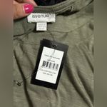Avenue  green blouse‎ Photo 1