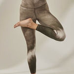 Athleta ‎ Elation Watercolor Stripe 7/8 Tight, Neutral Size S Photo 0