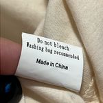 Blooming Jelly  medium Be Kind short sleeve graphic t-shirt positivity new NWOT Photo 8