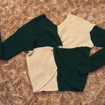 No Boundaries  Two-Tone Green and Cream Sweater size XS Photo 0