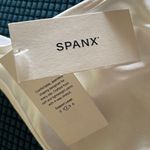 Spanx Seamless Power Everday Tank White Size M 4 Way Stretch Shaping Shapewear Photo 2