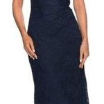 La Femme  Portrait Neck Cap Sleeve Lace Gown in Navy Size US 2 Photo 0