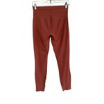 Vuori  Women’s Daily high rise leggings in Spice rust color Size Medium Photo 2