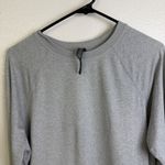 Vuori Halo Crew Long Sleeve Shirt Dream Knit Gray Heather Womens Size Small Photo 2