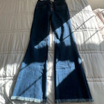 c'est toi C’EST TOI Blue Jean Flare Photo 0