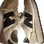 New Balance  Women's White and Black Sneakers 8.5 Photo 1