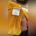 Chic Yellow Jumpsuit with Ring Detail Size L Photo 3